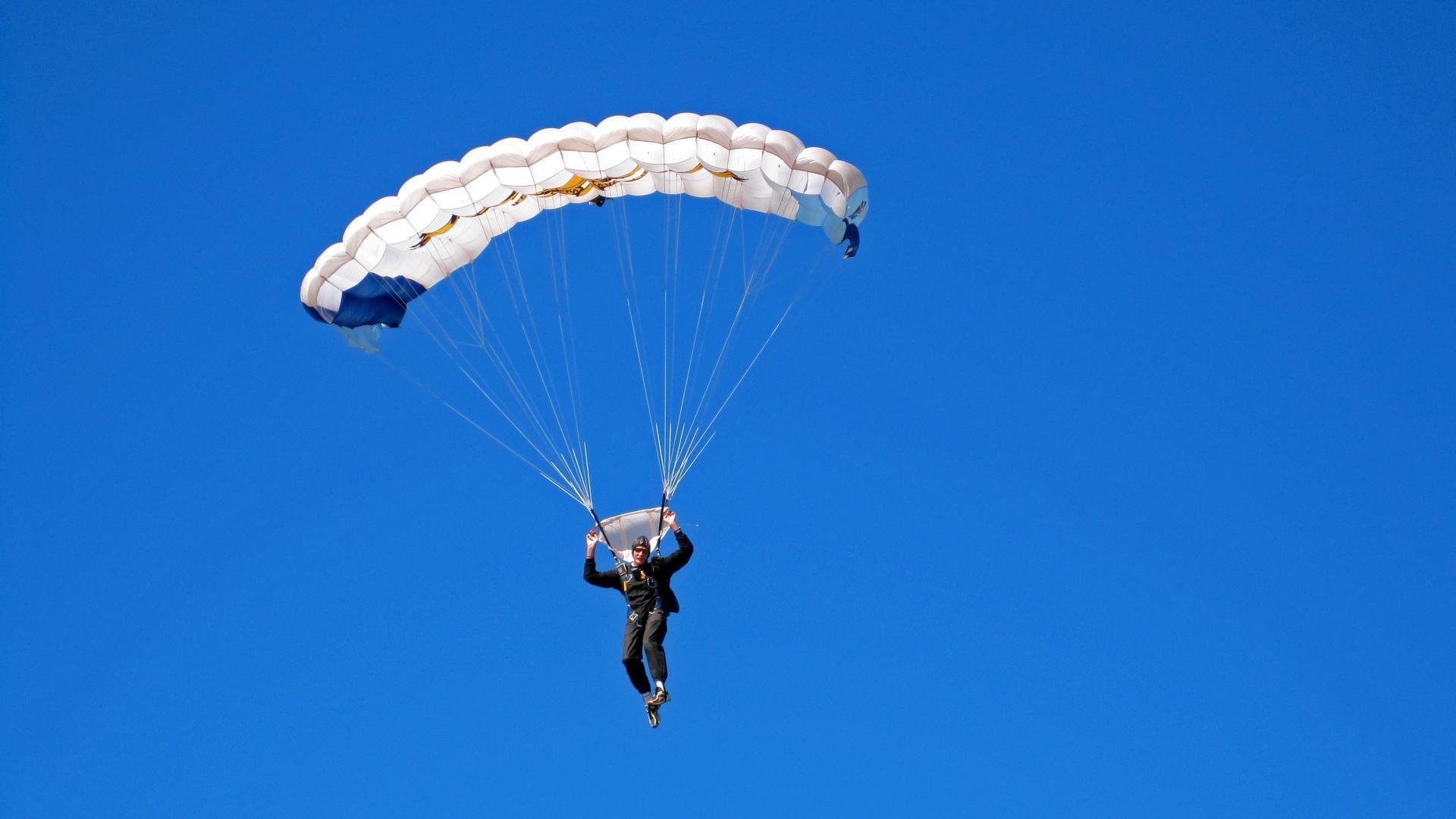 未来联盟：跨界合作推动篮球走向全球，nba未来联盟第一人